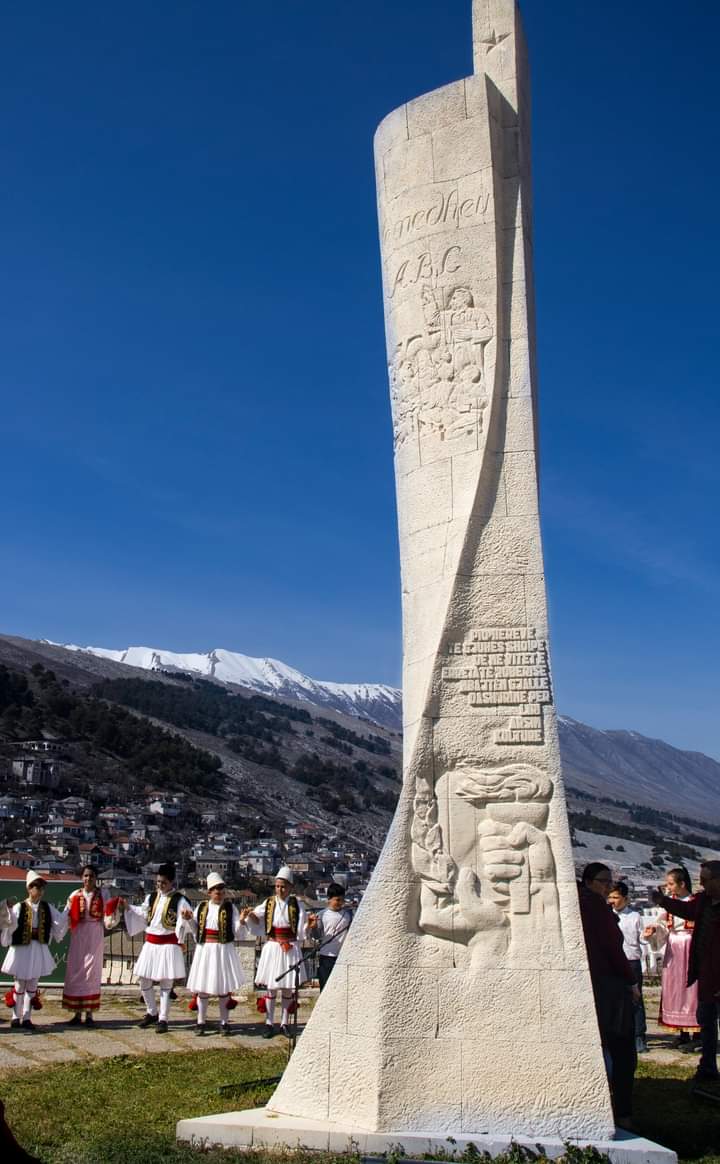 This monument is known as “Mëmëdheu (Motherland) ABC”, and celebrates the Albanian language.  The Obelisk is located in the highest peak of the city of #Gjirokastra. From that place you can see all the city and the whole Drinos Valley. 
visit-gjirokastra.com/see-and-do/the…