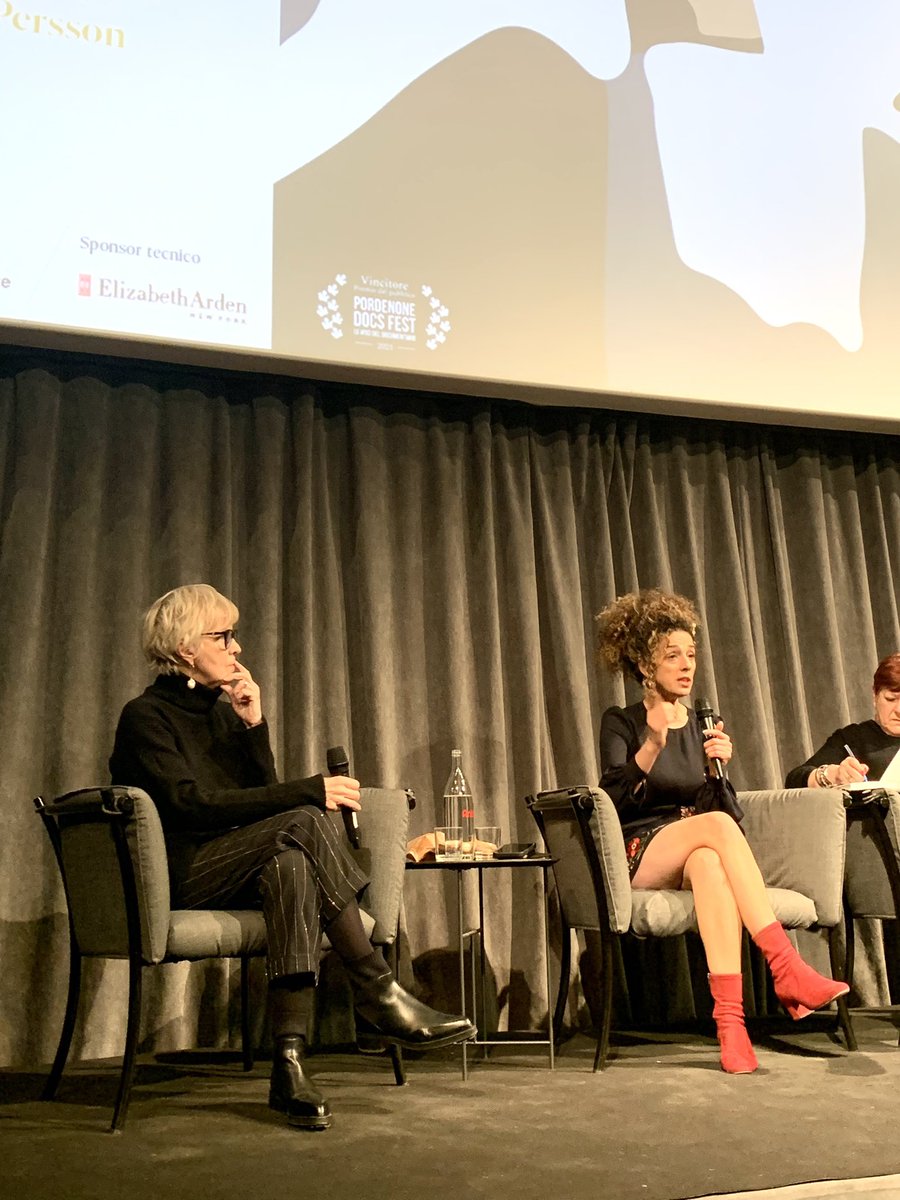 TuckerFilmOff's tweet photo. “Senza la dittatura ci sara la libertà. Le donne sanno che la libertà ha un prezzo e sono pronte a pagarlo.”

#BeMyVoice #premiere #milano #soloalcinema #alcinema #diritti #dirittidonne https://t.co/yvvjskux3j