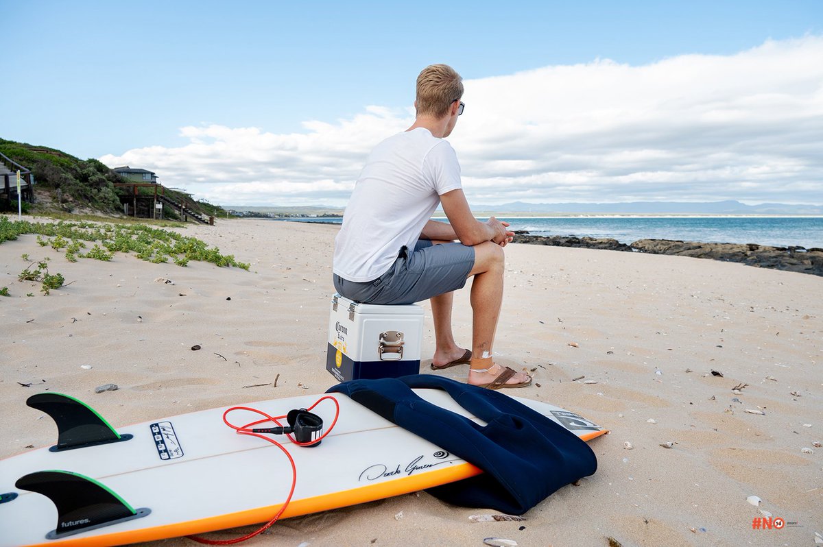 Dyllightfoot's tweet photo. Patiently waiting for the swell to arrive #ThisIsLiving #Ad @CoronaAfrica https://t.co/XY5T38prbD