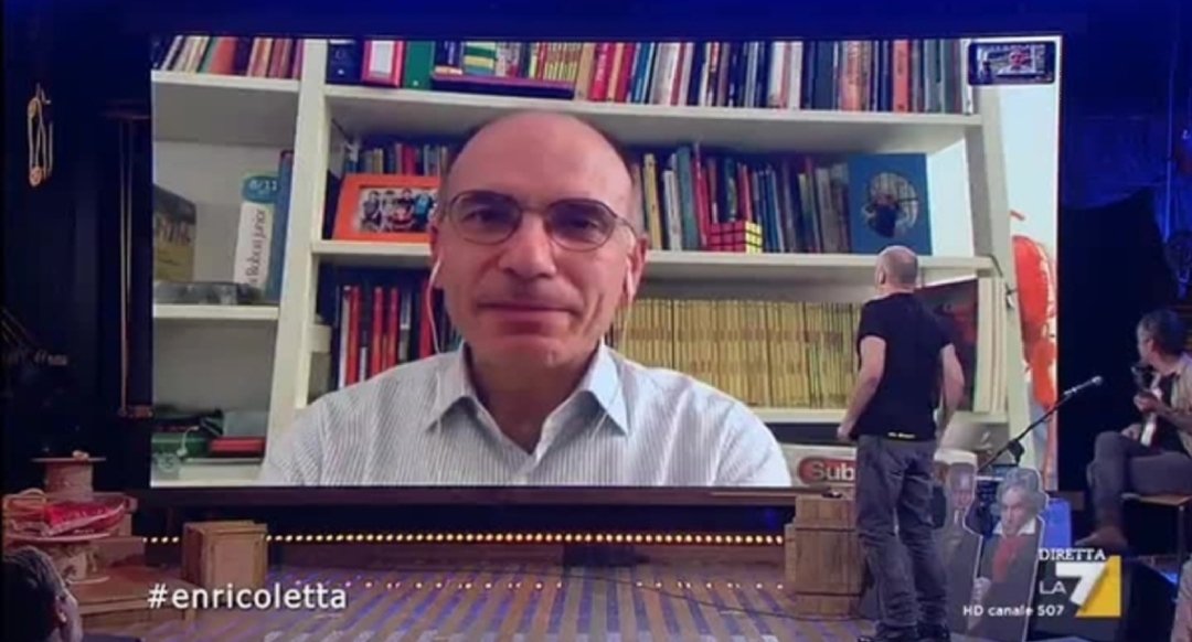 Noi di #ItaliaViva siamo renziani, è vero. Però voi non sembrate messi molto meglio se considerate #Letta un leader di sinistra.