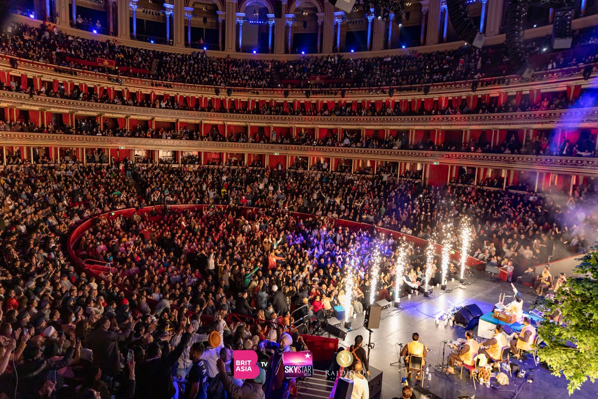 Satinder Sartaaj tweet media