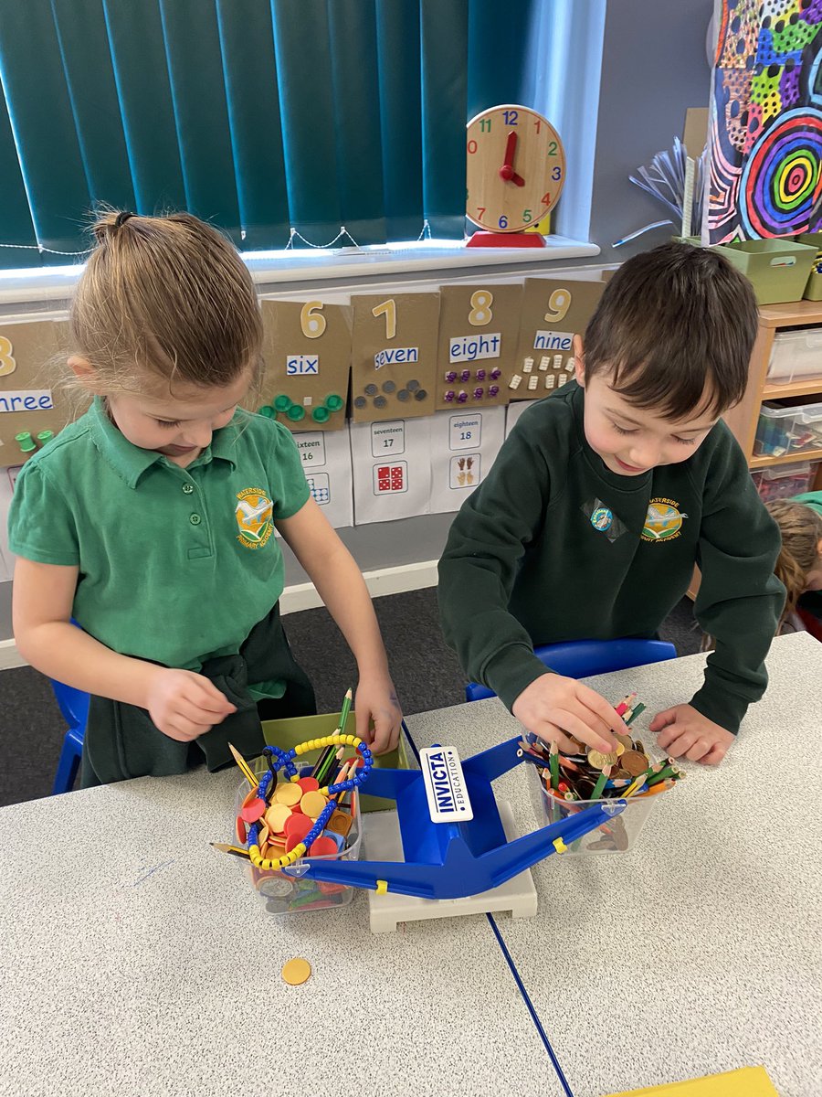 Wye_WPA's tweet image. More measuring in maths today in year 1 this time measuring weight! ⚖️ #WatersideMaths