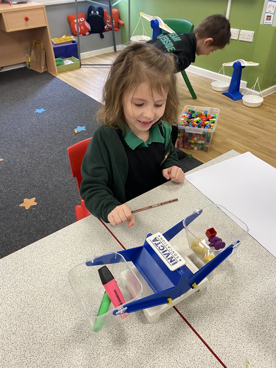 Wye_WPA's tweet image. More measuring in maths today in year 1 this time measuring weight! ⚖️ #WatersideMaths