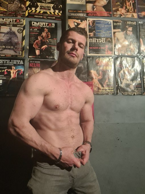 I was in night club ( berlin dark) In Barcelona  But with who ??  https://t.co/49xFcm29TS https://t.