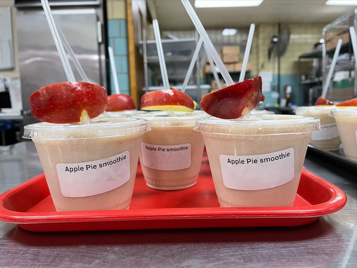 CafeCSD's tweet photo. Colonial Celebrates National School Breakfast Week  -"Take Off with School Breakfast,” reminds us a healthy school breakfast helps ensure students’ academic success so they can “take off” and reach their goals. https://t.co/uArnzlZGcu