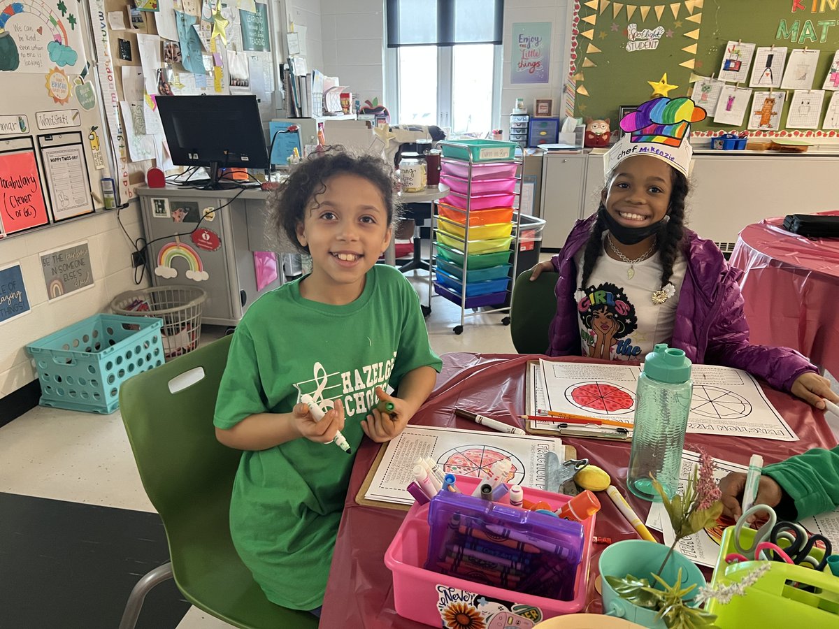 dist126_hg's tweet photo. Pizza Day in 3rd Grade! We worked at Frank’s Fraction Pizzeria, creating orders of fraction pizzas.  #weare126 #hg_126 #hornetstrong @dist126_hg @dist126 https://t.co/xZTcekp4rB