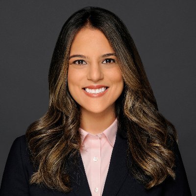 Uro_Stream's tweet photo. 🚨FINALIST for #UroStream101 Resident Mentorship Award🏆
Kassandra Zaila Ardines @ZailaKassandra
Resident @CleClinicUroRes
"Kassandra is a keen example of servant leadership and excellence. A tremendous coach, advocate and friend"
Congrats🙌 https://t.co/K5Dd8IQ1sF
