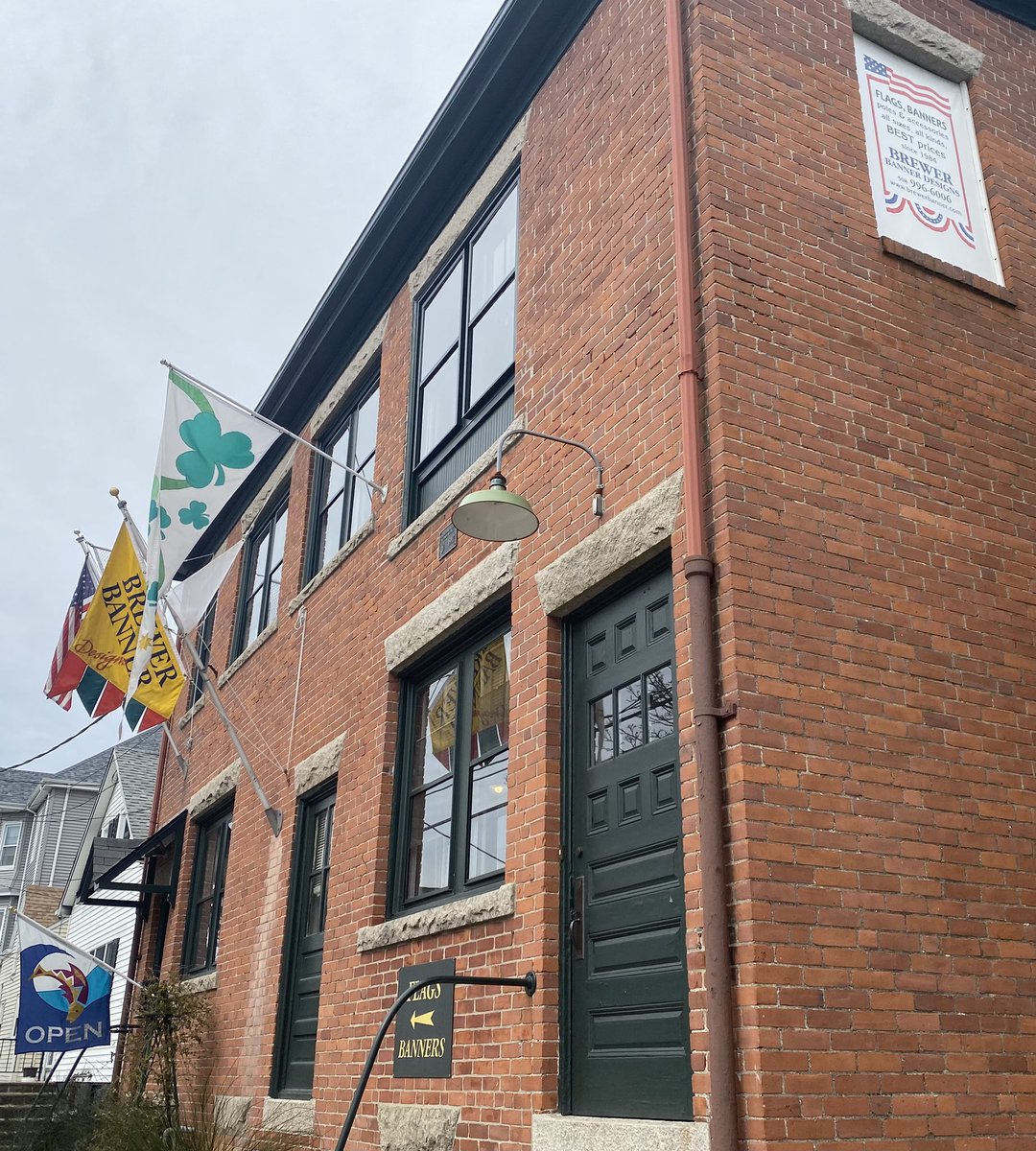 wbzSausville's tweet photo. Brewer Banner Designs in @NewBedford_MA creates custom design flags, but after the #Russian invasion, they started making #Ukrainian flags. Owner Penny Brewer says, “We all feel really helpless &amp; really bad for the Ukrainian people who are being unbelievably brave.” @wbznewsradio https://t.co/YxeJ3fNaQd