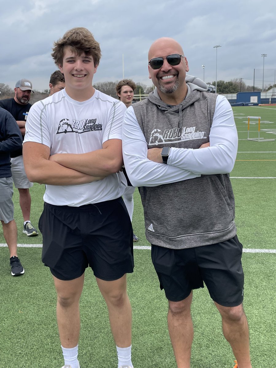 Had a great time at the Dallas Rubio Longsnapping camp huge thank you to <a href="/TheChrisRubio/">Rubio Long Snapping®</a> for putting on a great camp. <a href="/LTHSCavFootball/">Lake Travis Football</a> <a href="/LT_FBRecruiting/">Lake Travis FB Recruiting</a> <a href="/TommyMangino/">Tommy Mangino</a> <a href="/CoachHankCarter/">Hank Carter</a> <a href="/CoachKHalfmann/">Coach Halfmann</a>