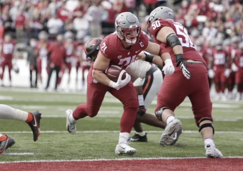 FanoSpencer's tweet photo. I am very BLESSED to have received an offer from Washington State University!! 🔴⚪️ #GoCougs @ClayMcGuireWSU @CoachAtuaia @T_BirdFootball https://t.co/2bhdZWAofg