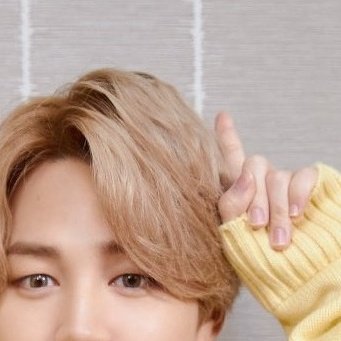 stopkookminpls's tweet photo. JUNGKOOK                           ᴶᴵᴹᴵᴺ https://t.co/iuBoOnsF8c