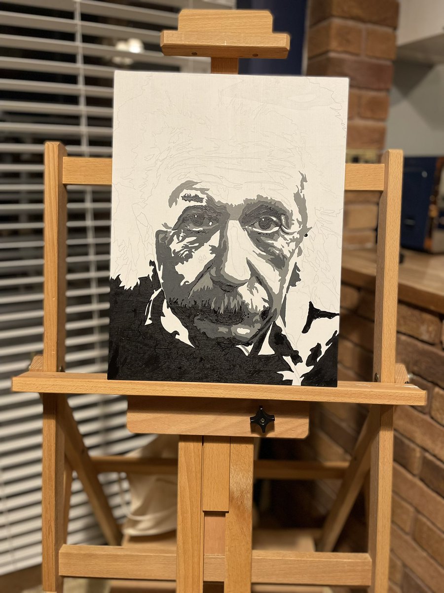 I’ve started work on my portrait of Albert Einstein..!!!
I think it’s coming along .. ?? Thoughts anyone ..???