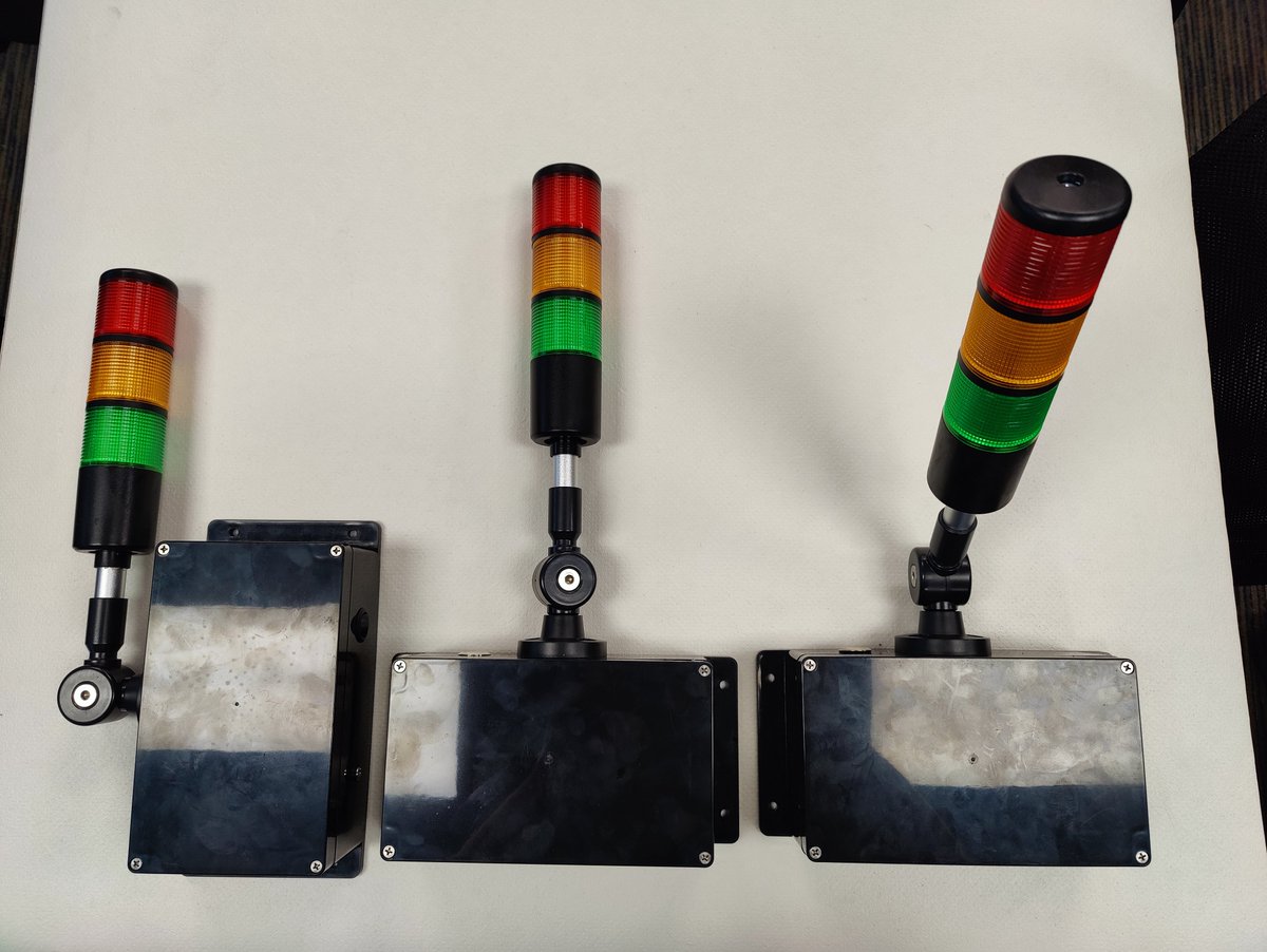ResGreenGroup's tweet photo. $RGGI team members performing final preparations on an order of #wirelessstacklights being shipped out to one of our clients today!

#ResGreenGroup #wirelessstacklights #Industry4.0 https://t.co/llB1utAXj6