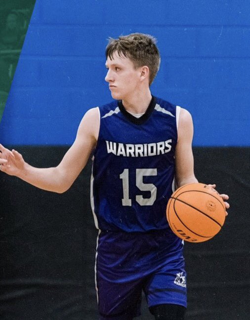 CoachKNunley's tweet photo. Congrats Luke on scoring 2,224 in your career. @Davon69225594 @DobyMelchizedek @_maddypowell2 @JUICESIMMONS @Lucasarronn @SamKanjorski @noahsgot2 @DylanClark06 @ShwTime10 @LubencoAvery @lawson_combs @TALewis24 @Kaden_spalding @maddox_prindle @xavierpeaks5 @cooper_tozier5 https://t.co/EsH1crJOMg