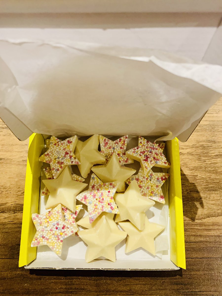 helmslou's tweet photo. What a fab boss just came home to this little gift apparently it’s #workappreciationday I must be doing a good job lol yummy now kettle on to enjoy with a cuppa ❤️X #brill #whatalovelything #tooboss #loveit #workinghard #lovechocolate #hedidgood #workinghardpaysoff https://t.co/cN791Cmni7