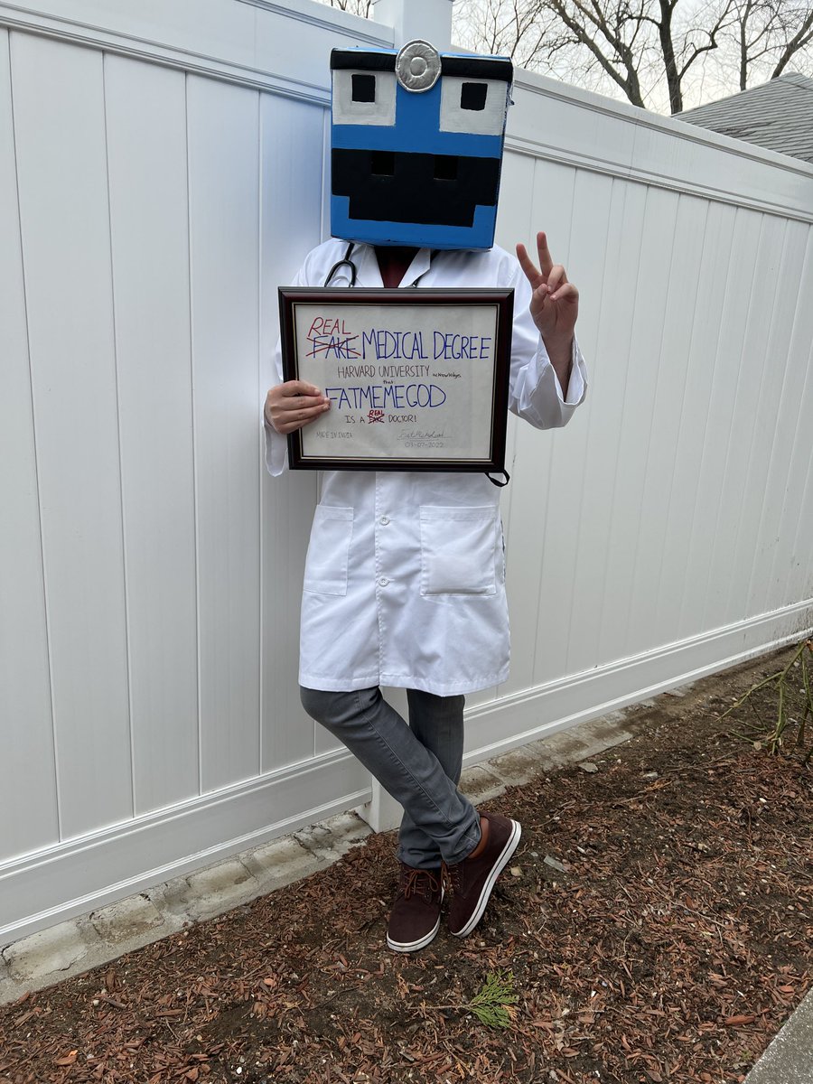 FatMemeGod tweet media