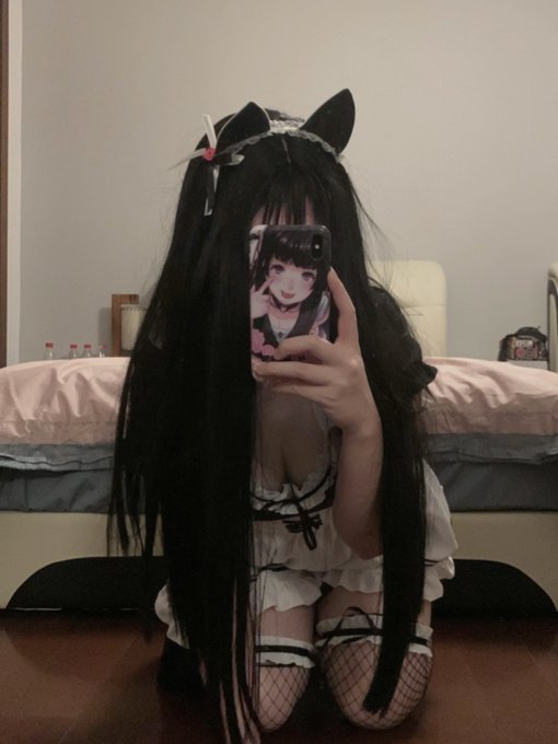anime waifu at ur service https://t.co/ThjtoAUYkf
