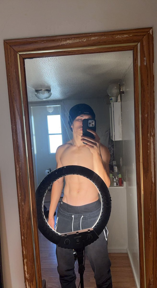 🥰LOTS of love over on my onlyfans.com/daddyd1cksam ✨