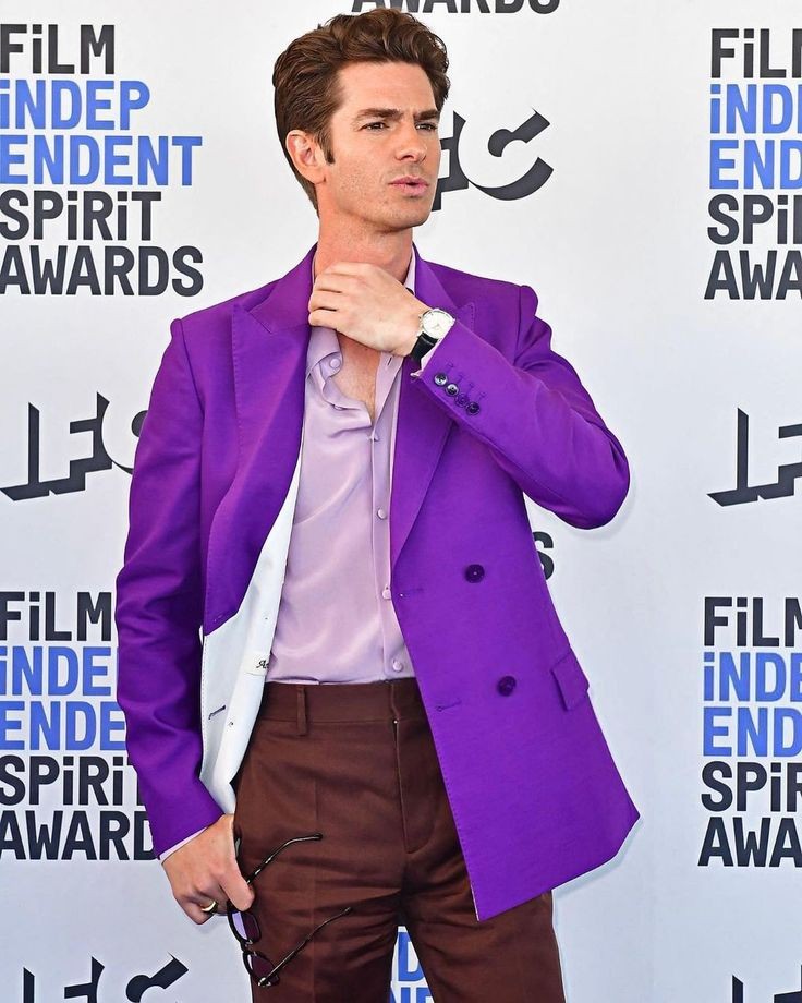 garfieldarchive's tweet photo. andrew garfield at the spirit awards https://t.co/4Be8XiswfM