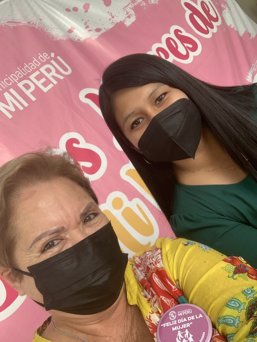 con la alcaldesa de Mi Peru Jade Vega arrancando el taller