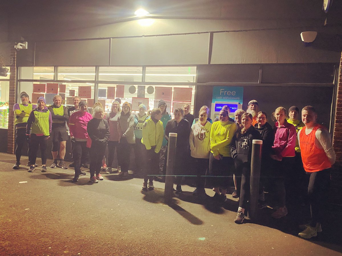 🎉 And that’s a wrap!! 🎉 18 amazing ladies and gents have gone from Couch to 5k over the last 9 weeks, each and everyone of them have given 110% and smashed all of their runs!! Well done to all of our new runners-we look forward to your graduation parkrun in a couple of weeks!