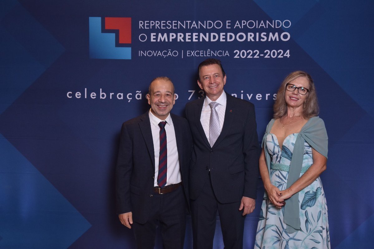 Fenaconfed's tweet photo. O presidente da FENACON, Sérgio Approbato, participou da celebração do 73° aniversário do Sescon-SP na última sexta-feira (04/03). Na ocasião, também foi formalizada a posse da nova diretoria vigente de 2022 a 2024.
#FENACON #SESCONSP #AESCONSP #cerimoniadeposse #aniversario https://t.co/TSJeC3dtTM
