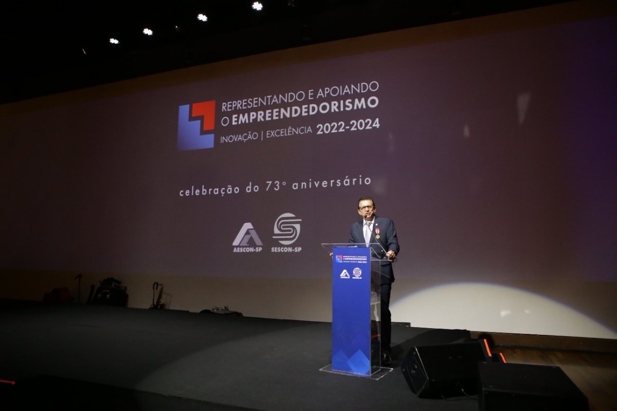 Fenaconfed's tweet photo. O presidente da FENACON, Sérgio Approbato, participou da celebração do 73° aniversário do Sescon-SP na última sexta-feira (04/03). Na ocasião, também foi formalizada a posse da nova diretoria vigente de 2022 a 2024.
#FENACON #SESCONSP #AESCONSP #cerimoniadeposse #aniversario https://t.co/TSJeC3dtTM