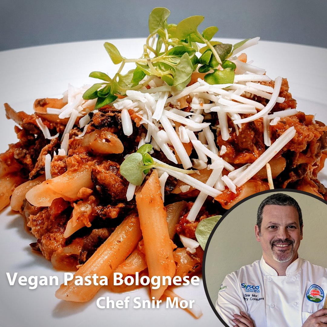 Sysco's tweet photo. Chef Snir Mor of Arizona has created a great plant based spin on an Italian classic. The addition of mushrooms to the sauce helps create a beefy flavor that is associated with Bolognese sauce.
Get the recipe here. https://t.co/M8PjU4pEIr. #chefrecipe #recipe https://t.co/QiFaCc8vbL