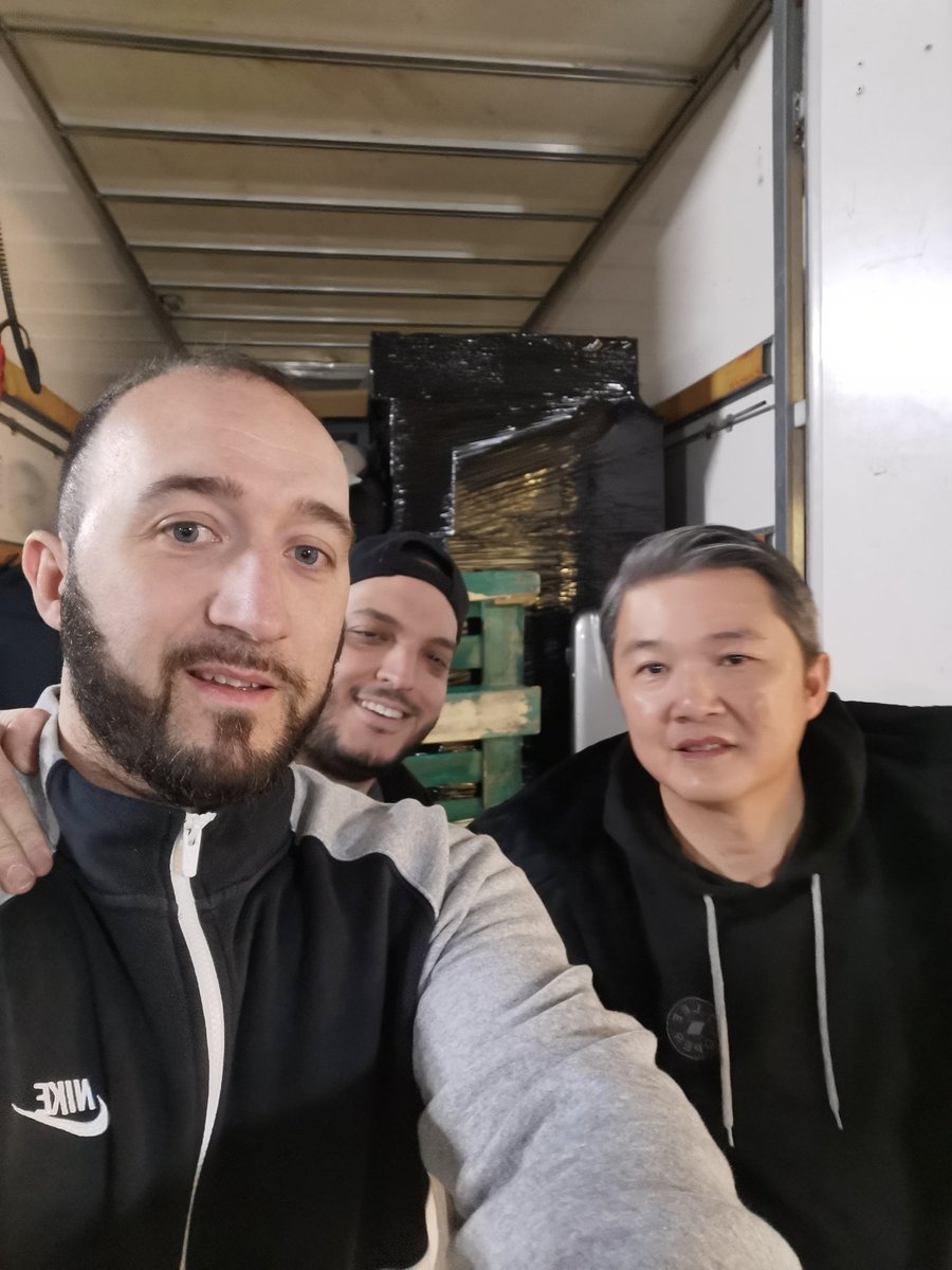 EvercutMalakaye's tweet image. Ces bon on a fermé le stade de France 🤣 @Battle4Event. Merci à tout le staf de nous avoir fait confience l'année prochaine on fait encore plus gros 😎👍. On va pouvoir dormir maintenant @LucylleR &amp;amp; @The_Hypno_ 🤣.