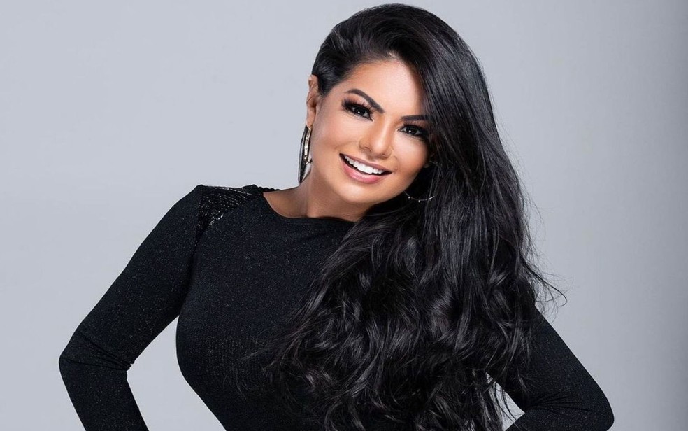 g1's tweet photo. Exame toxicológico da cantora Paulinha Abelha revela a presença de anfetaminas https://t.co/joTnOXTJl8 #g1 #PaulinhaAbelha https://t.co/Gi9WYh9jeW