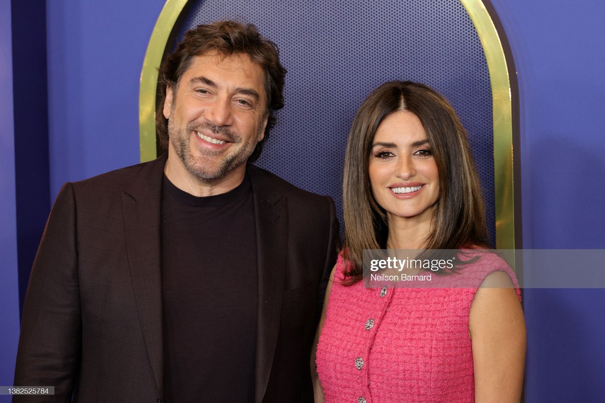 Los nominados al #Oscar, Penélope Cruz y Javier Bardem en el #OscarLuncheon. #Oscars #BeingTheRicardos #MadresParalelas