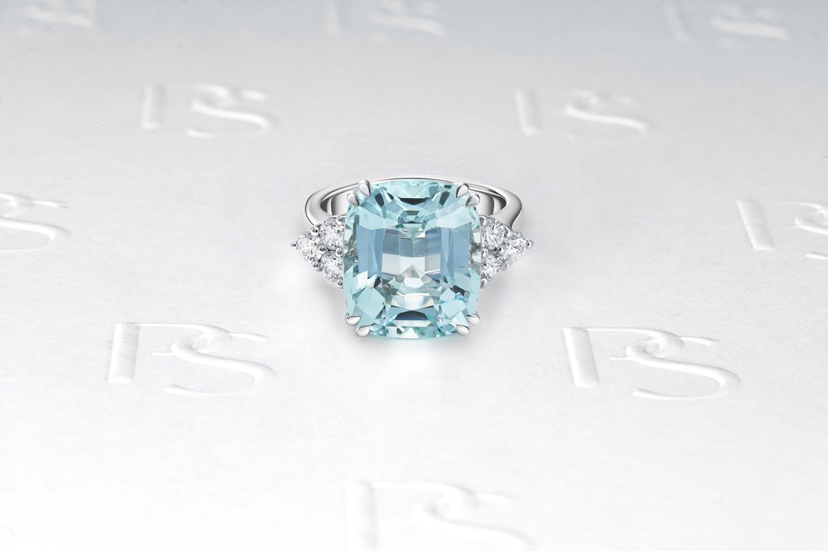 PaulSheeran's tweet photo. Aquamarine, the birthstone of March symbolizing the beginning of spring, evokes youth, health and hope. 
This statement aquamarine and diamond dress ring is timeless yet offers a vivid freshness reminiscent of the eagerly awaited new season 💛

#Aquamarine #March2022 https://t.co/InspDjO98c