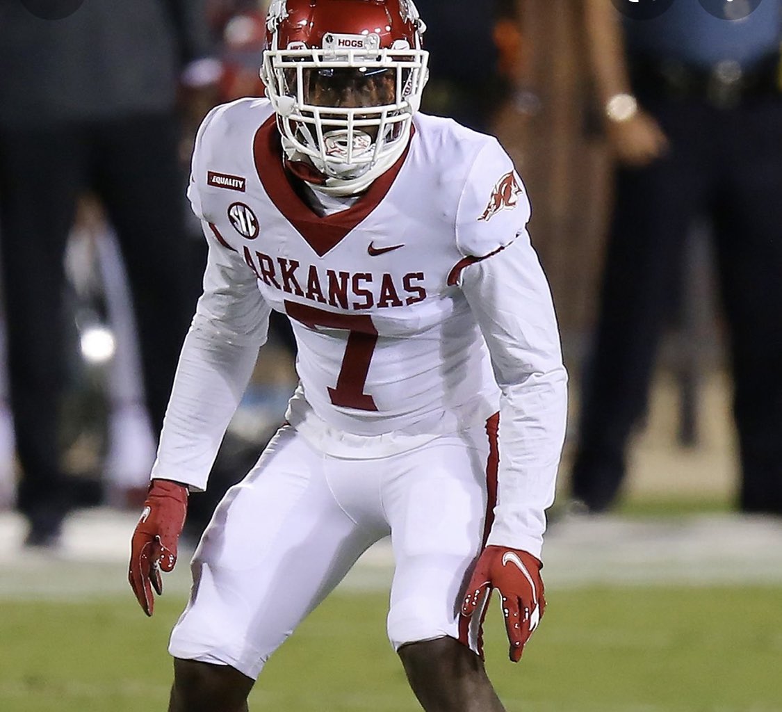 jelani_mcd24's tweet photo. #AGTG Thanks to @kendalbriles I am blessed to receive another division 1 offer from the University of Arkansas #wooo #Callingthehogs https://t.co/uqnKiXDBys