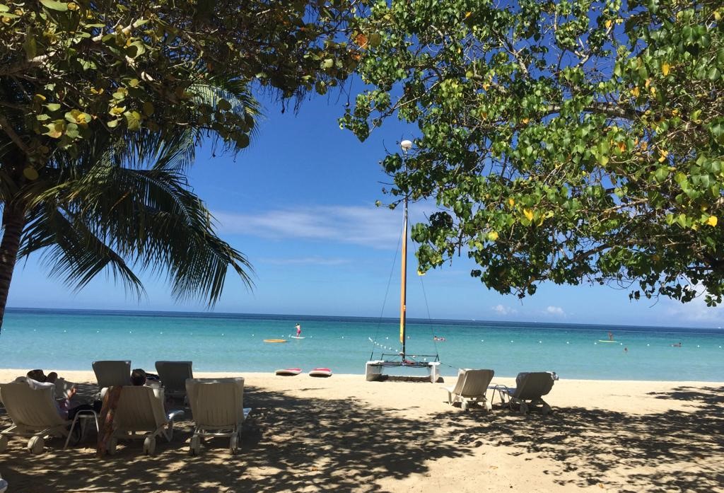 AwhileIdle's tweet image. It's a great day to idle on the beach, #idleawhile , #beach #negril #Jamaica