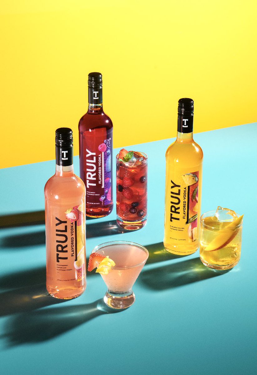 trulyseltzer's tweet image. The TRULY world just got a whoooole lot bigger 🤯 Introducing Truly Flavored Vodka: Triple-distilled vodka in three of your favorite flavors -- Pineapple Mango, Wild Berry, and Strawberry Lemonade -- for one seriously spirited liquor. It’s time to drink in full color. #TrulyVodka