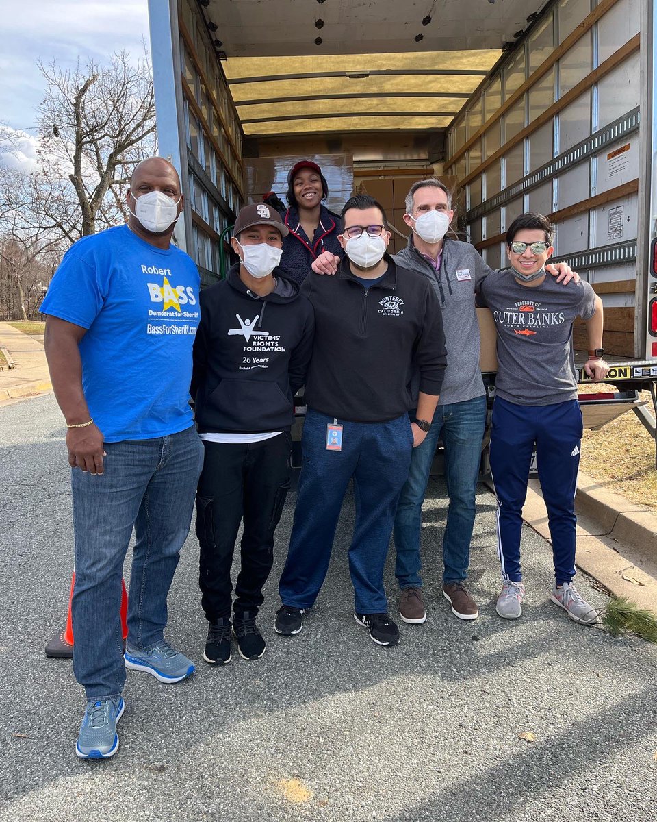 Robert Bass tweet media