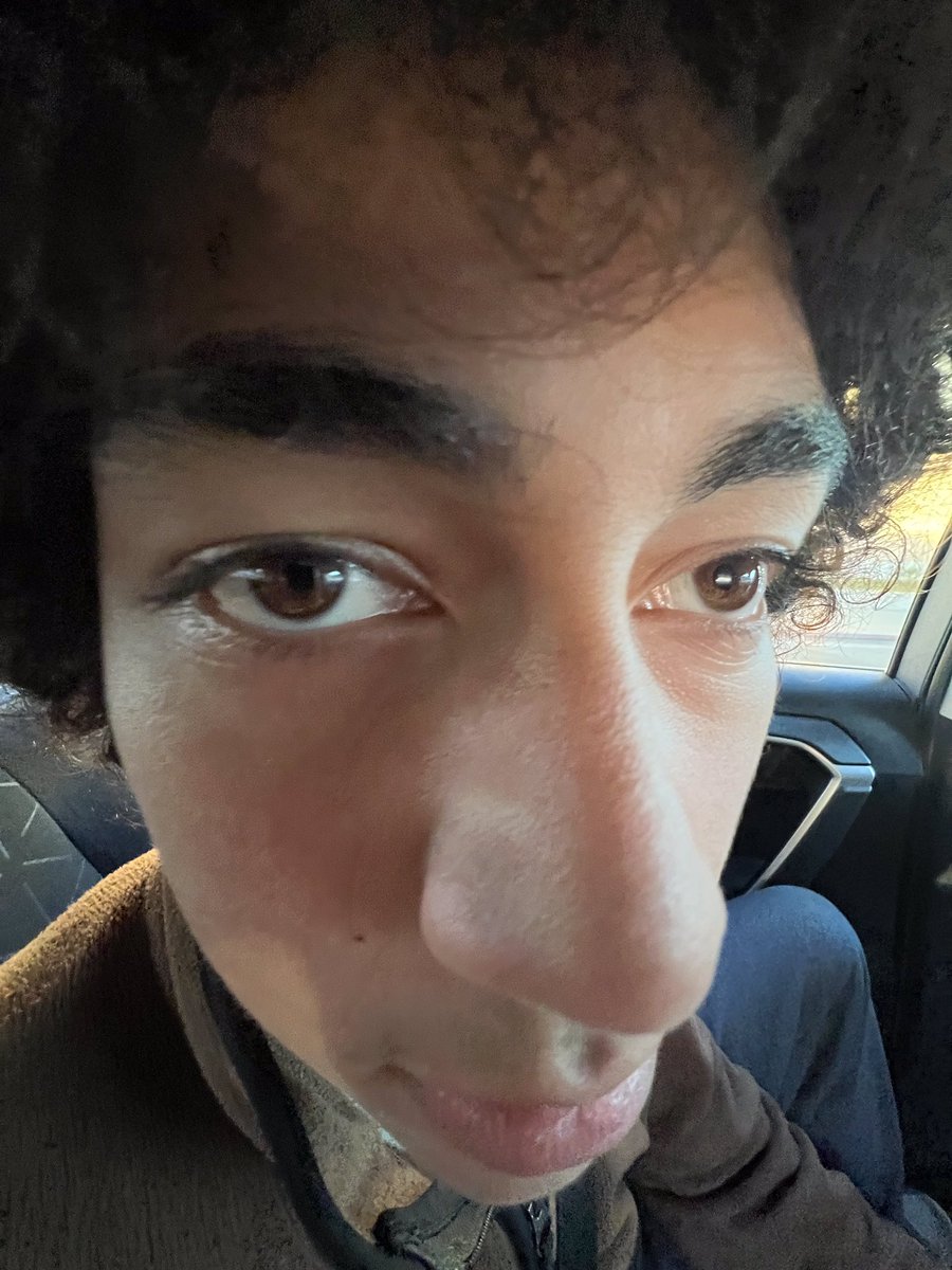 applsrgud tweet media