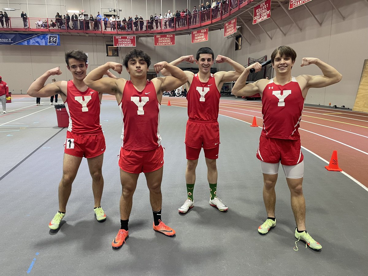 MSHeartland_'s tweet photo. Yorkville boys kick off 4x2… already some slapstick play #dgsrelays22 https://t.co/Tb3jEDRF7J