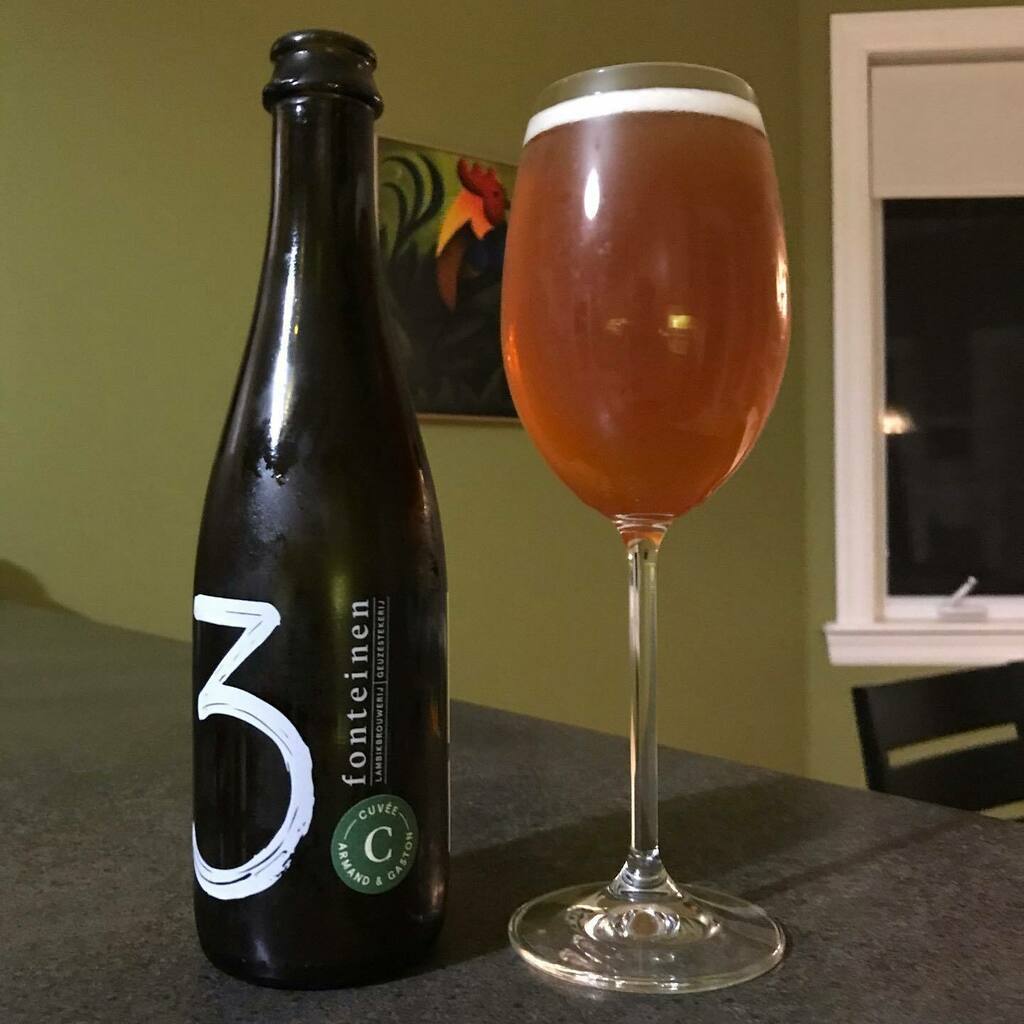 Bobby_OK's tweet photo. I never met Armand Debelder from @3fonteinen, so no wonderful story about that. But in 2004, I made my way to Montreal for my first beer festival, meeting up with a bunch of strangers I only knew from the internet, and joining them for a tasting. While m… https://t.co/6dELnTbCX5 https://t.co/SzewGq8yOj