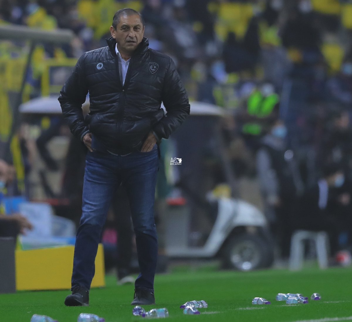 lami4_'s tweet photo. بعد الهدف الخامس .
#Ramonday
#الهلال_الاتحاد https://t.co/vwxDGrGISp
