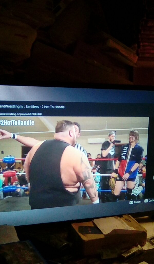 Eva_Sebastian0's tweet photo. Watching @LWMaine World Championship match between @ThePrizeCityOG vs @THEACEYROMERO with Special Referee @alternative_ag #2HotToHandle https://t.co/YSi1A3pOlx
