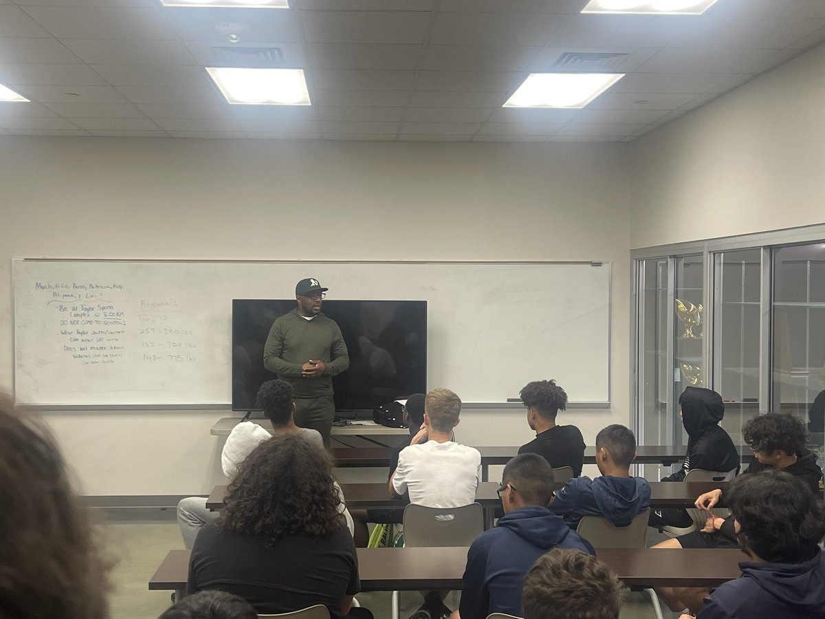 Earven Flowers tweet media