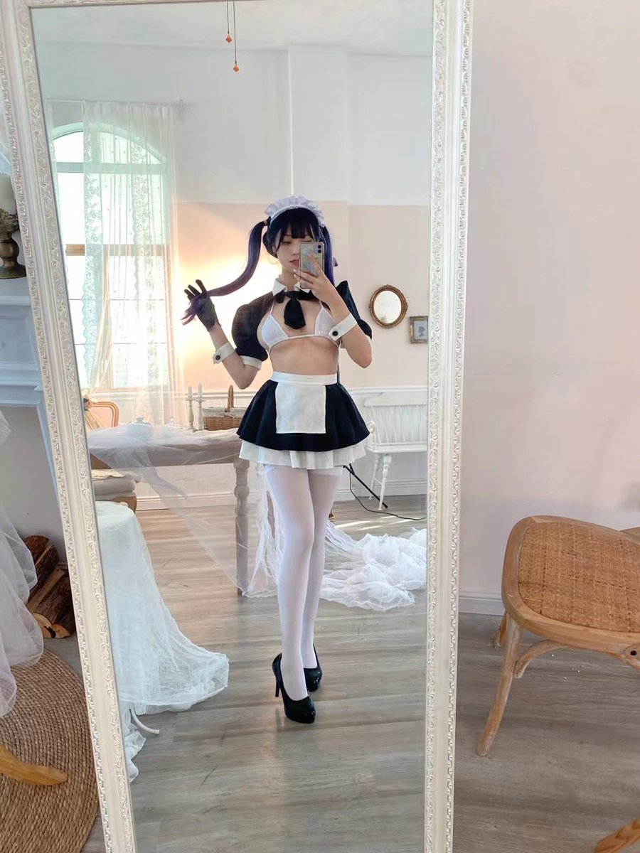 Maid Costume is so cute🤤💕 https://t.co/gs5TVyVKpI