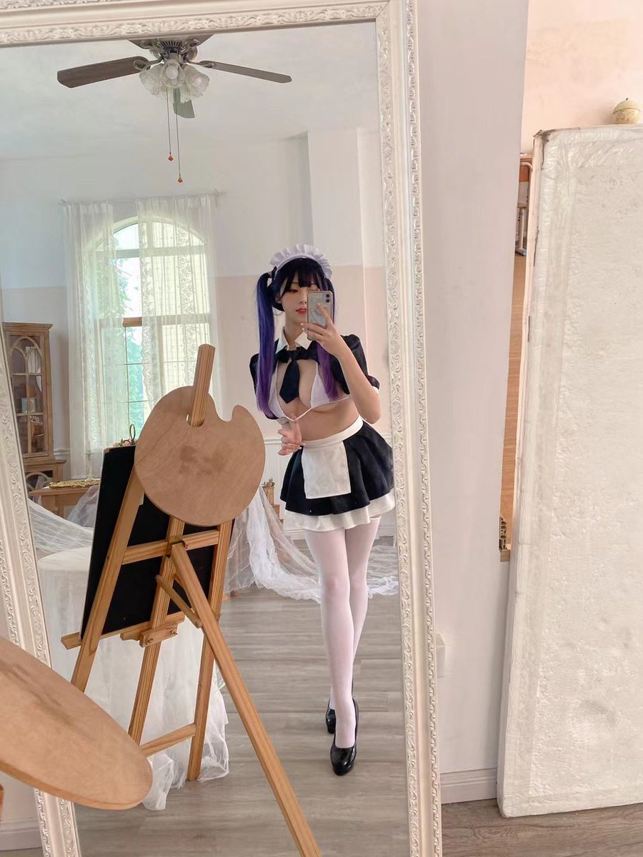 Maid Costume is so cute🤤💕 https://t.co/gs5TVyVKpI
