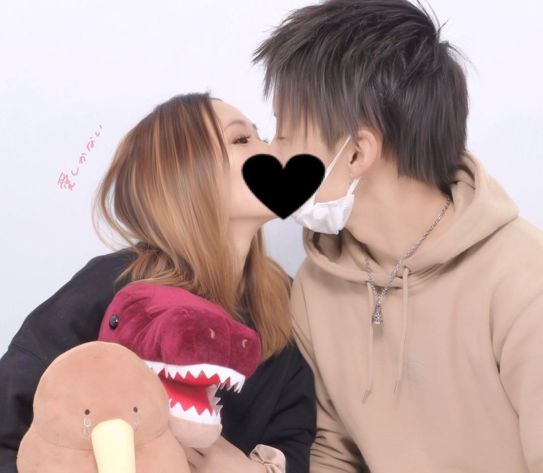 u_15rn's tweet photo. ．

昨日確定申告行って
その後ちらっとデートもどきしてきたわ!!!
最近のプリクラまぢで分からなすぎる。笑
しかも500円なん？笑

． https://t.co/IKfcO5kQo0