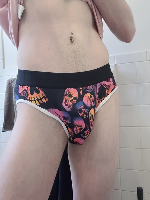 1 pic. Got these a couple weeks ago! Do y'all like them? https://t.co/Td6KKTOst8