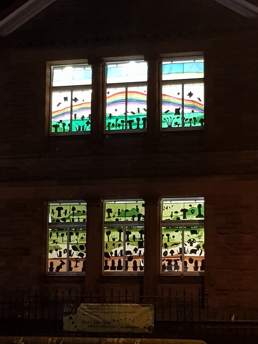 EilidhScotland's tweet photo. @MountWindow @MountFloridaPri Loved looking at all the windows this evening, they are amazing! #peoplemakeglasgow https://t.co/KBNazUCDs1