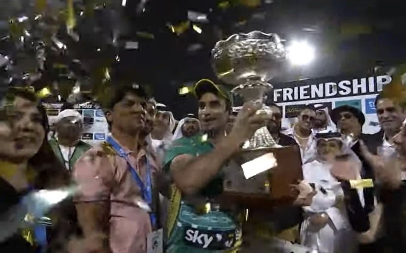 786_naqi's tweet photo. #PakistanLegends beat World Legends 11 by 14 runs in the final to win the tournament #UAEFriendshipCup2022 🏆
Purana waqt yaad Kara diya 😍🧡💛
Lights of old Wasim | Waqar| Imran Nazir | Yousuf | Younis |Inzi https://t.co/I1RMJSeCR9