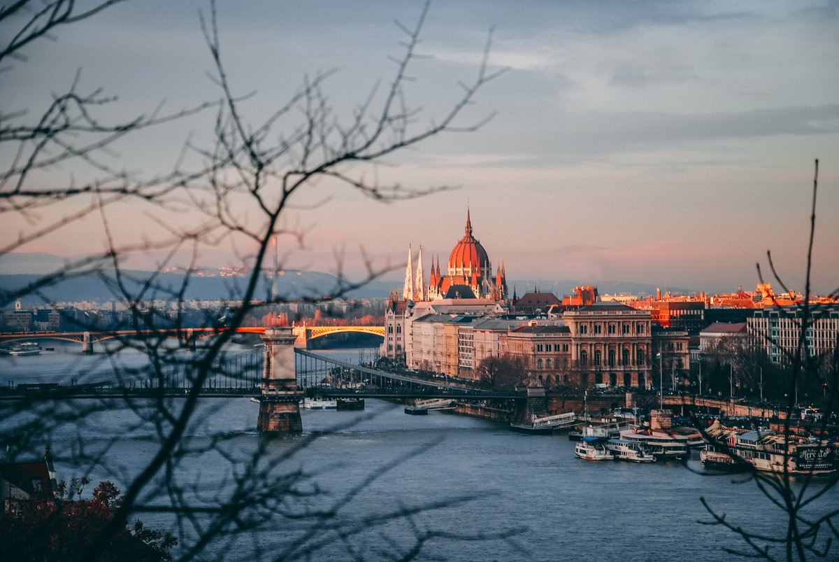 BudapestLegal's tweet photo. From today, all remaining cor.vir. restrictions have been lifted in Hungary. Masks are not compulsory in any premises, no vacc.card is required to visit events or spas, and inbound travel is free. Only remaining restr. is the compulsory vacc. of health, social and defence workers https://t.co/pre7Uhzh1L