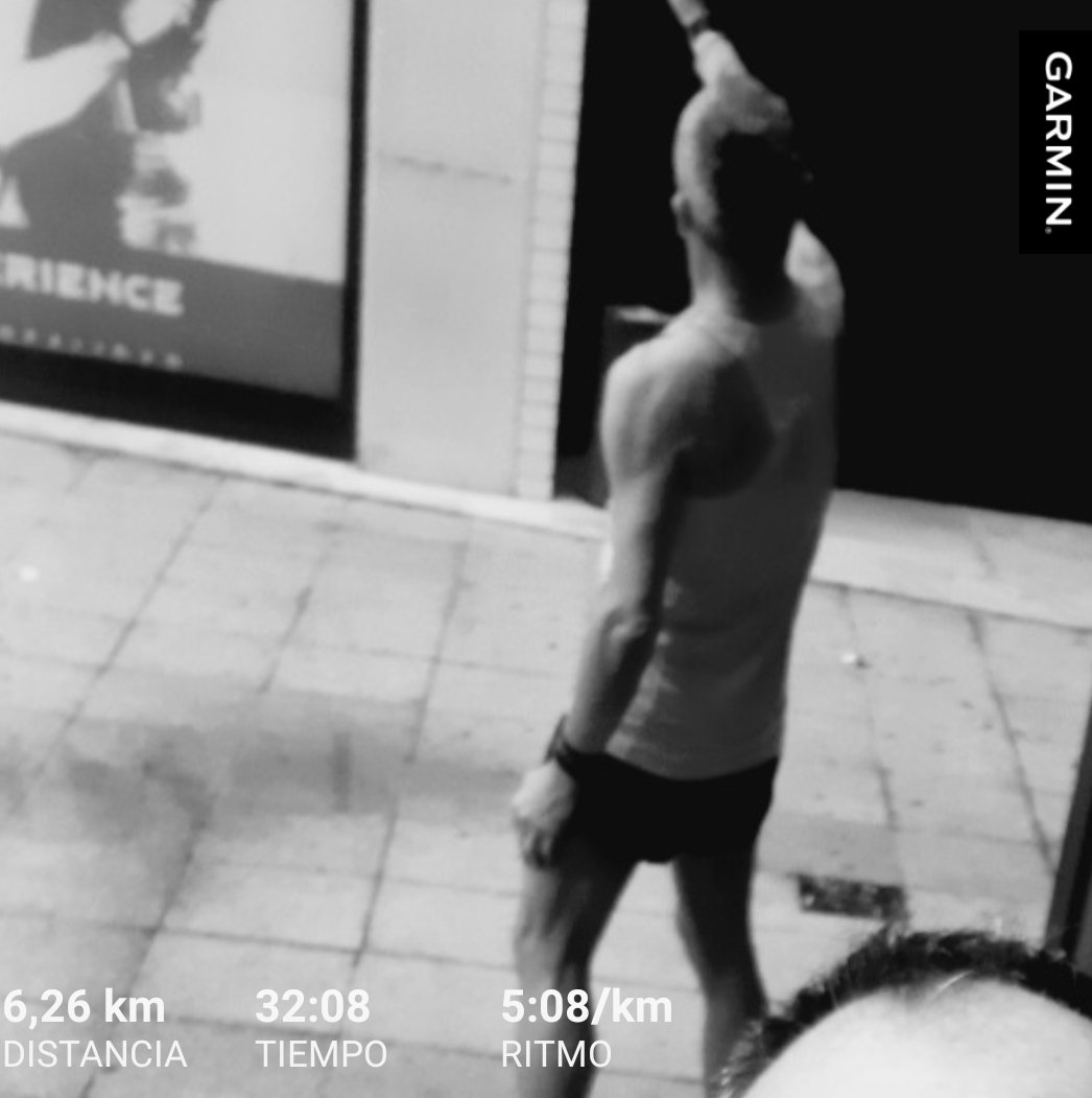 oscaram19711207's tweet photo. 6 K para empezar la semana de forma tranquila, dando una pequeña vuelta a Sants.
Mañana más. Seguimos !!!🏃♂️💪🏽🏃♂️
@kmsxela
@elrinconcorredo @practicarunning
@gilicombo
#KMSxELA
#elrincóndelcorredorpopular
#practicarunning
#gilicombo2021
#gilicombo https://t.co/kLVgbqf96q